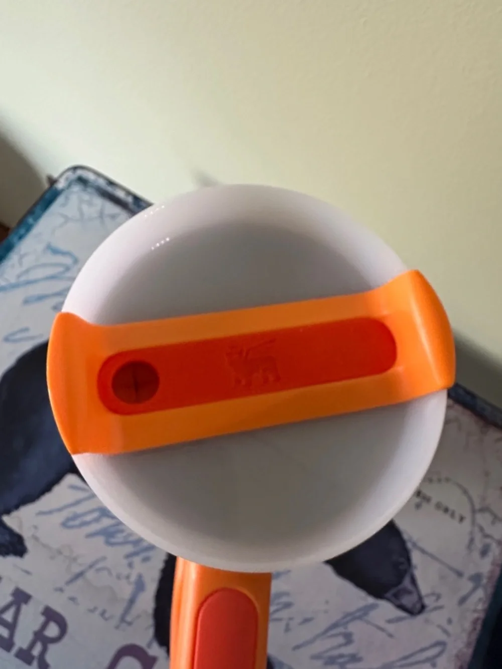 Stanley Bright Orange Insulated Quencher Tumbler with Handle - Picture 7 of 7